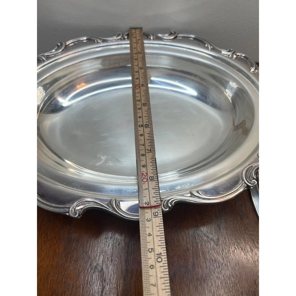 Vintage Silver Plated Oval Covered Serving Dish Scrolled Edge Domed Lid 12x9‎